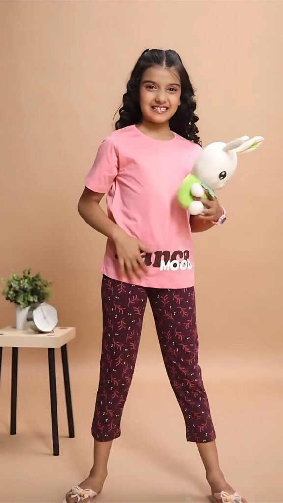 Girls 7 star pyjama set pink
