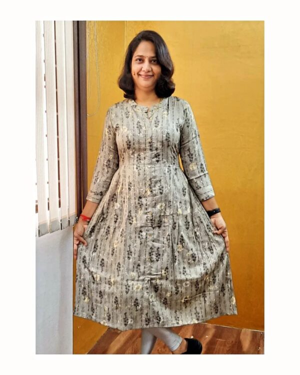 Kurti Lehariya Square Ladies Maxi Top - Godzee