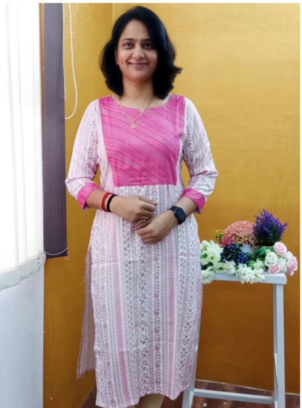 Kurti Leharia Straight Cut V Boat Neck - Godzee