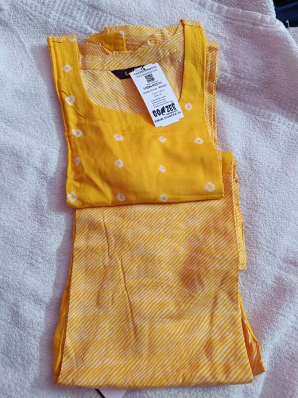 Kurti Putta Print - Straight Cut Boat Neck - Godzee